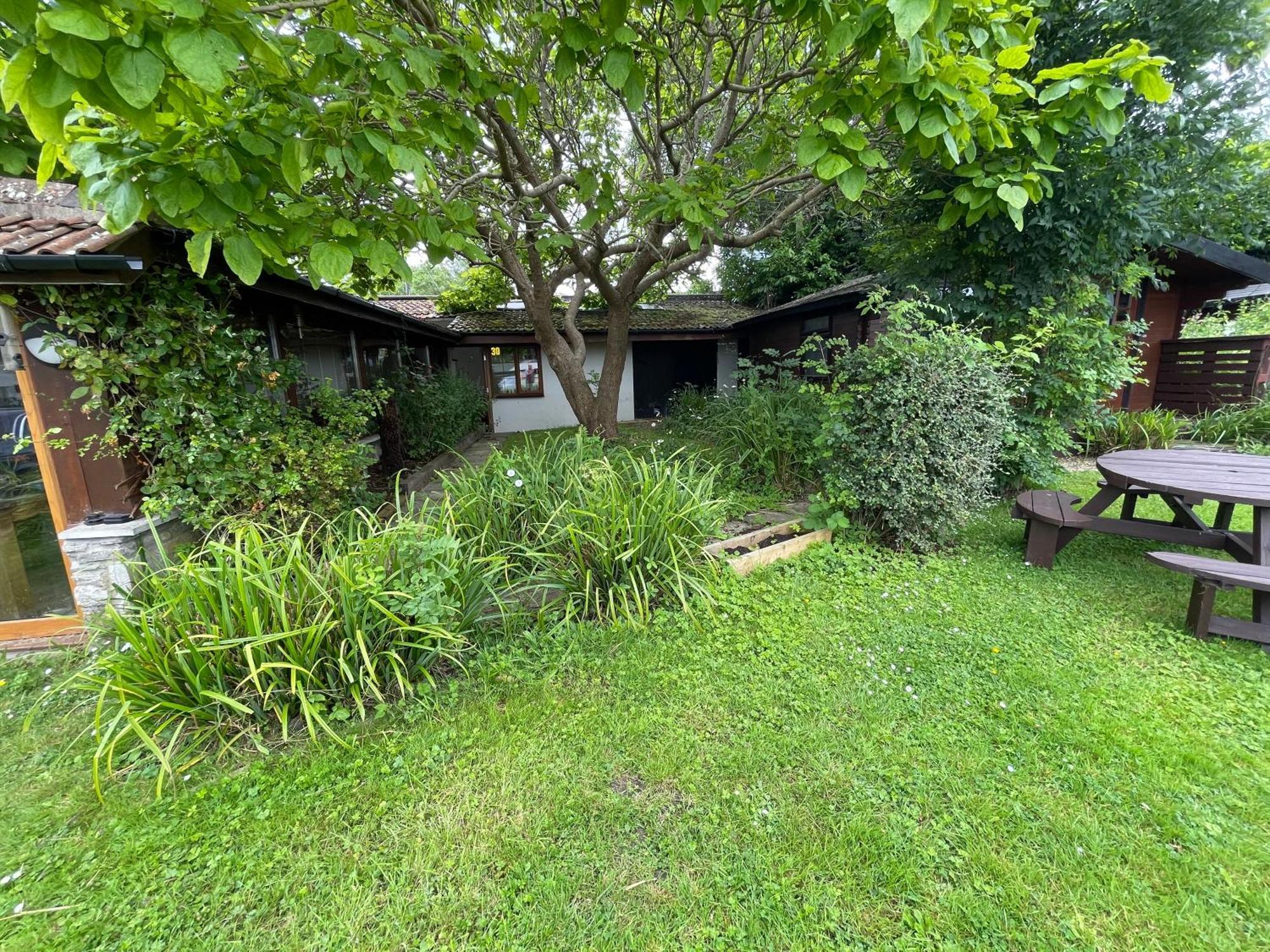 Bridge Farm Guesthouse Rooms Dundry Екстериор снимка