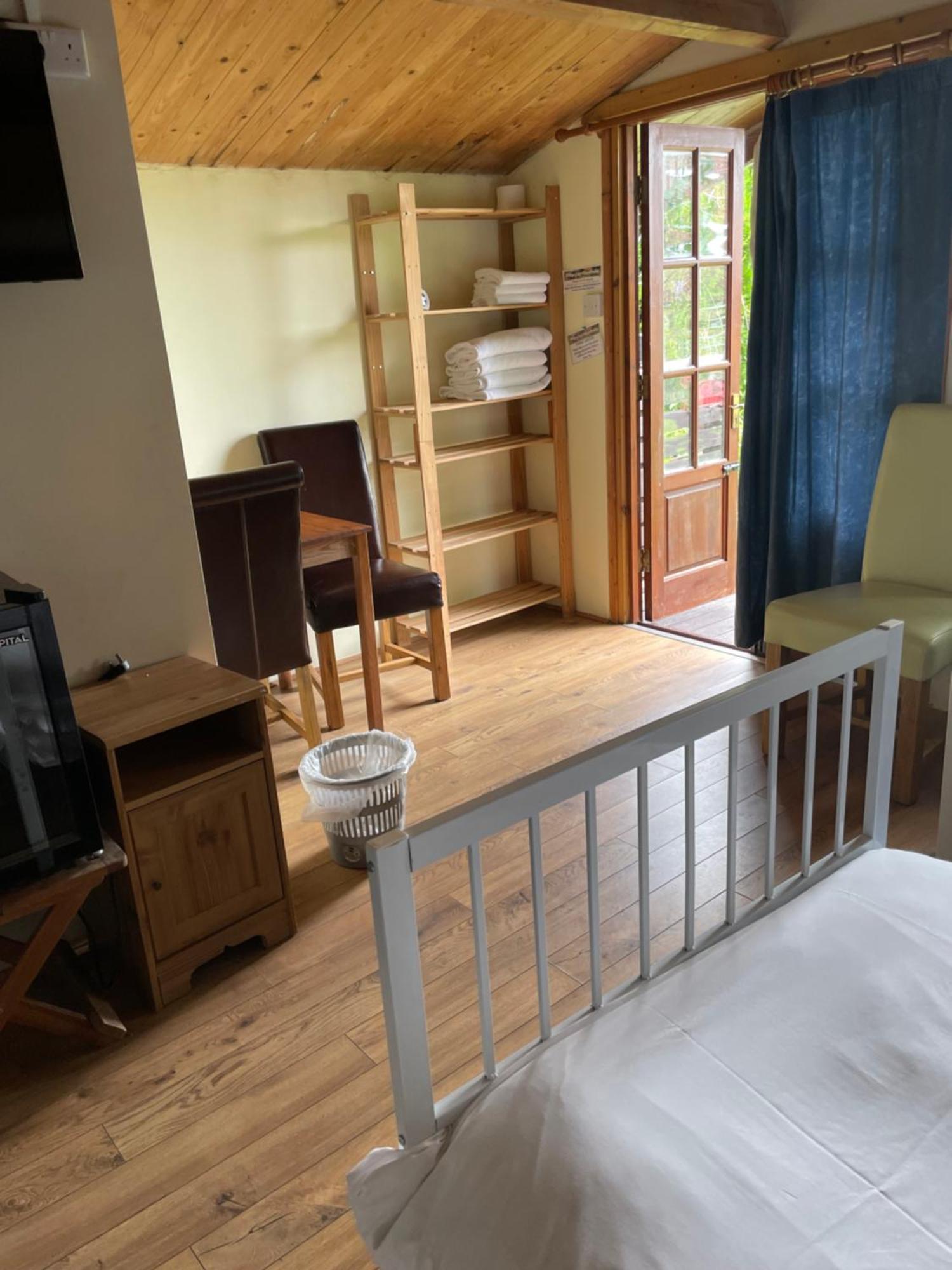 Bridge Farm Guesthouse Rooms Dundry Екстериор снимка