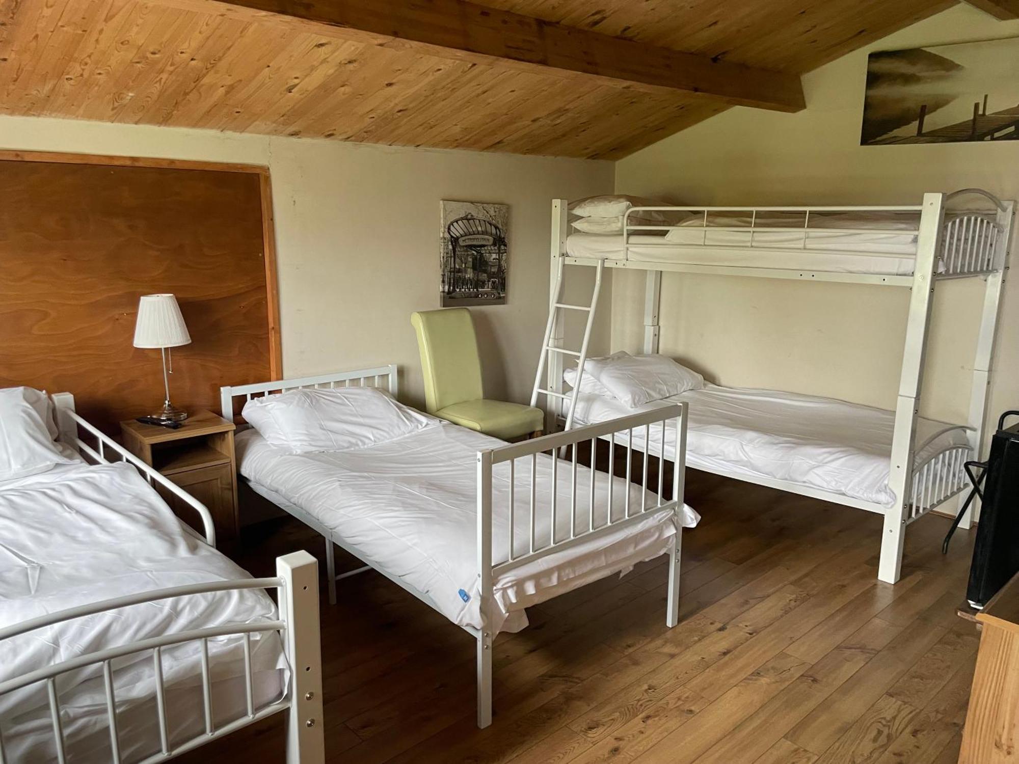 Bridge Farm Guesthouse Rooms Dundry Екстериор снимка