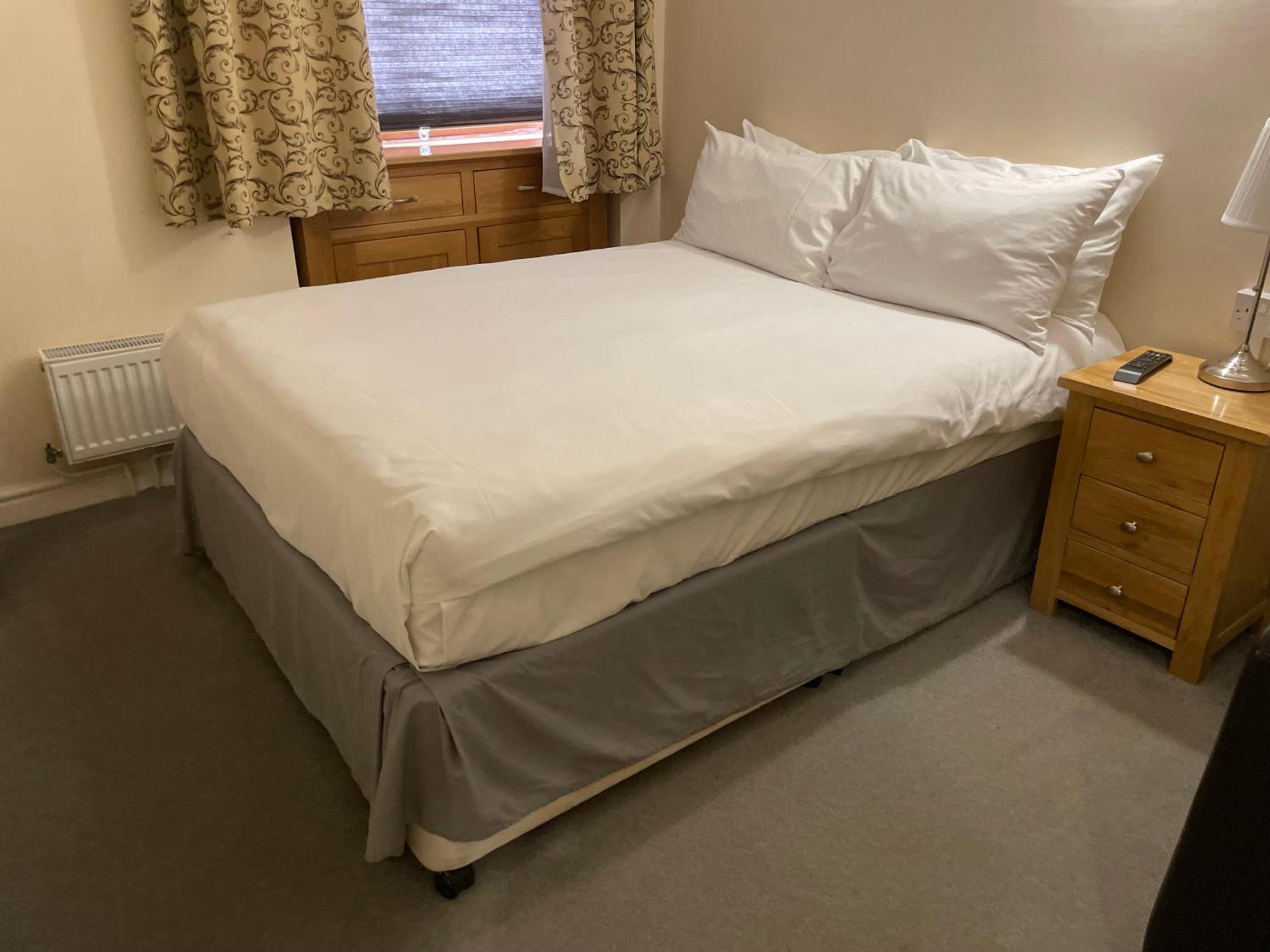 Bridge Farm Guesthouse Rooms Dundry Екстериор снимка