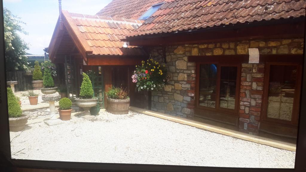 Bridge Farm Guesthouse Rooms Dundry Екстериор снимка