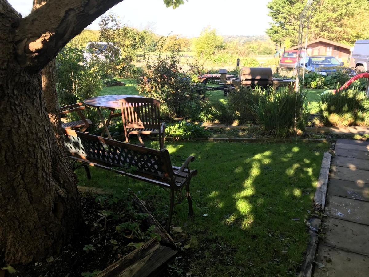 Bridge Farm Guesthouse Rooms Dundry Екстериор снимка
