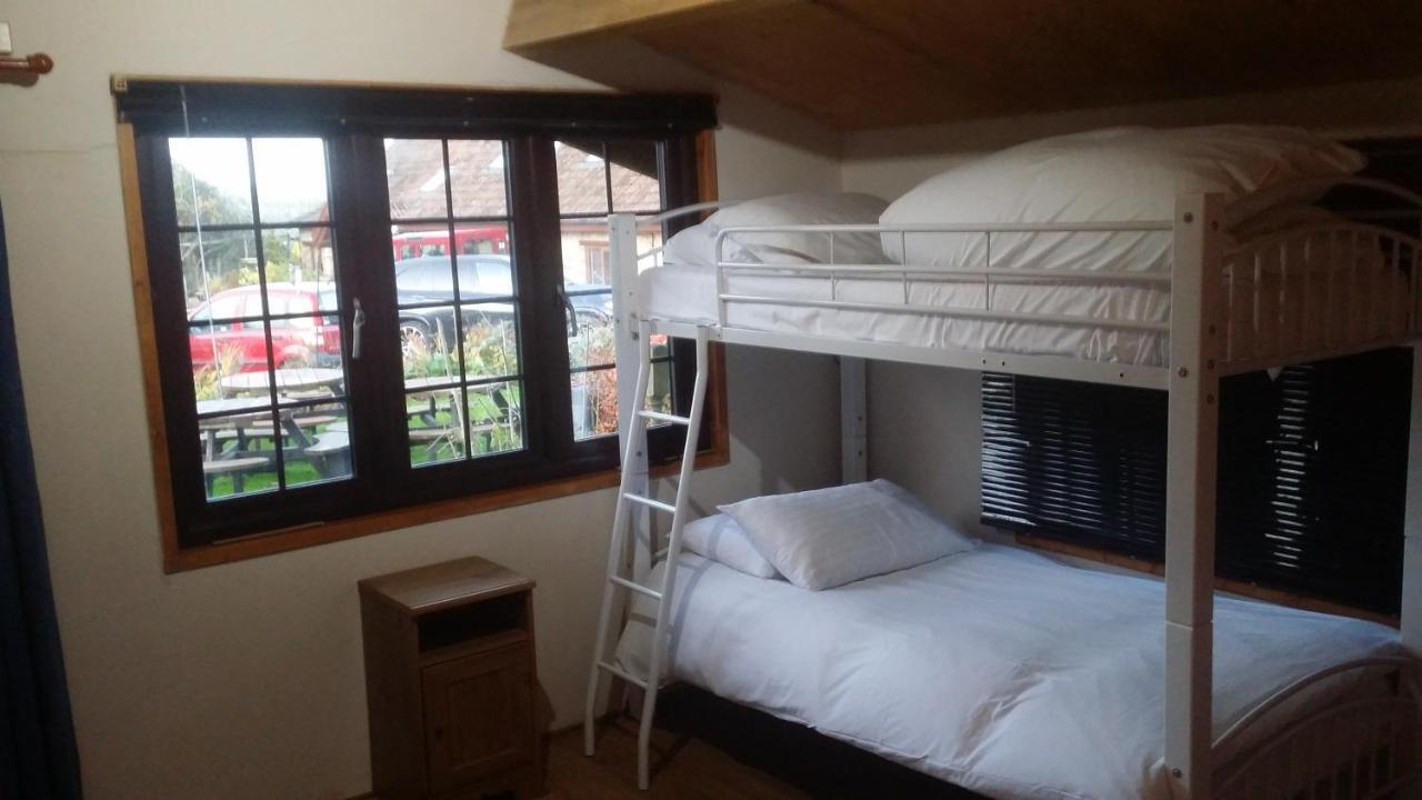 Bridge Farm Guesthouse Rooms Dundry Екстериор снимка